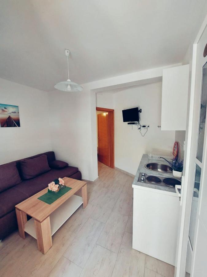 Apartmani Butigan-Tiha Luka ネウム エクステリア 写真
