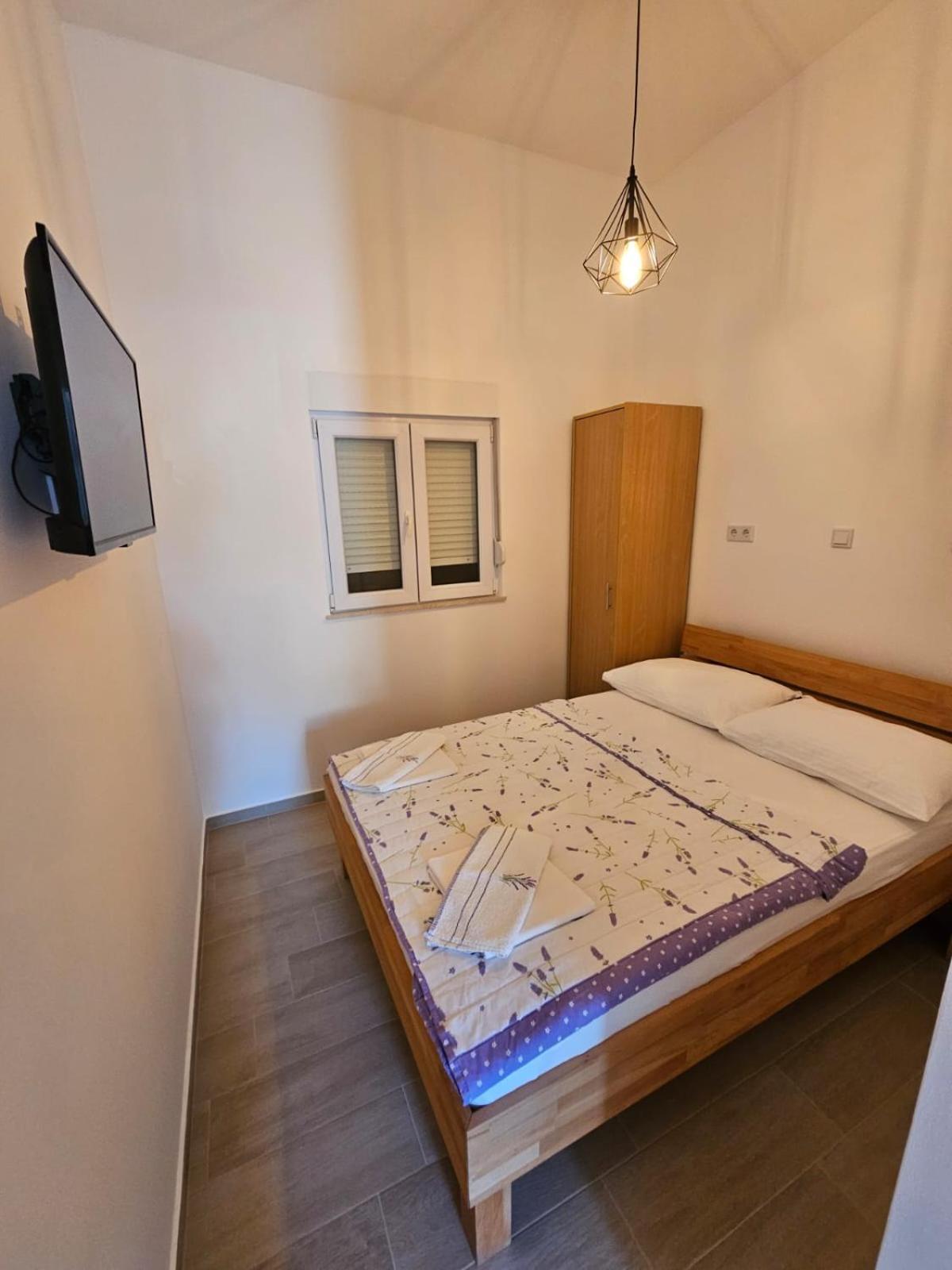 Apartmani Butigan-Tiha Luka ネウム エクステリア 写真