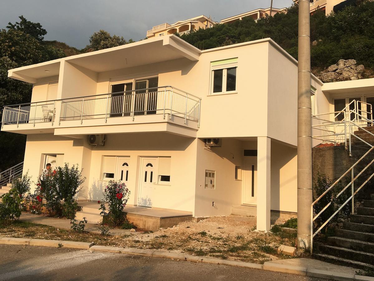 Apartmani Butigan-Tiha Luka ネウム エクステリア 写真