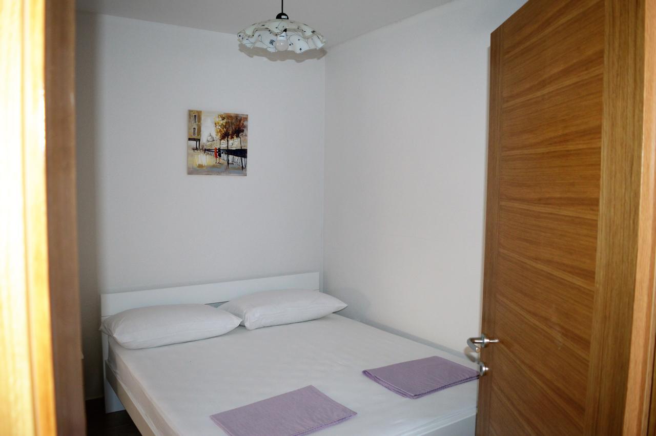 Apartmani Butigan-Tiha Luka ネウム エクステリア 写真